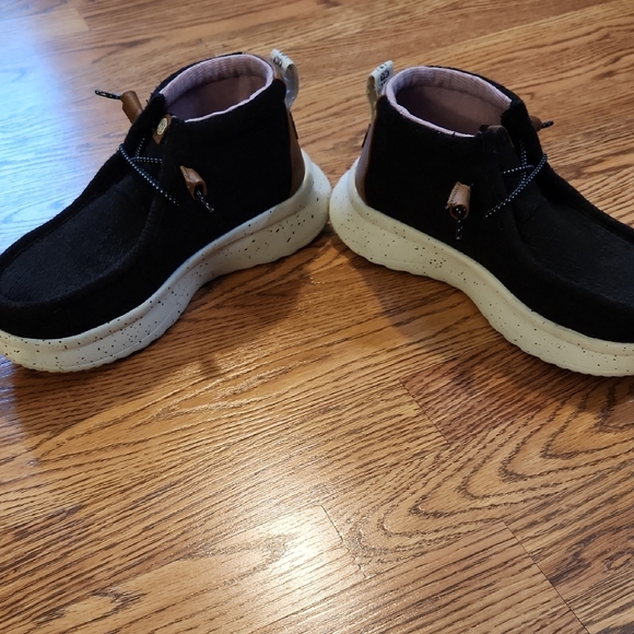 Hey Dude Wendy Peak Hi Platform Shoe. Womens 9. - Picture 7 of 10